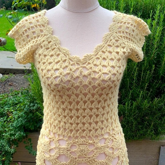 ASPARAGUS AUSTRALIA | Crochet top in cream - Picture 2 of 6